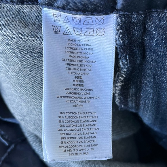 •Michael Kors• Ladies Blue Denim Cropped Pants - Size 10 - Picture 7 of 9